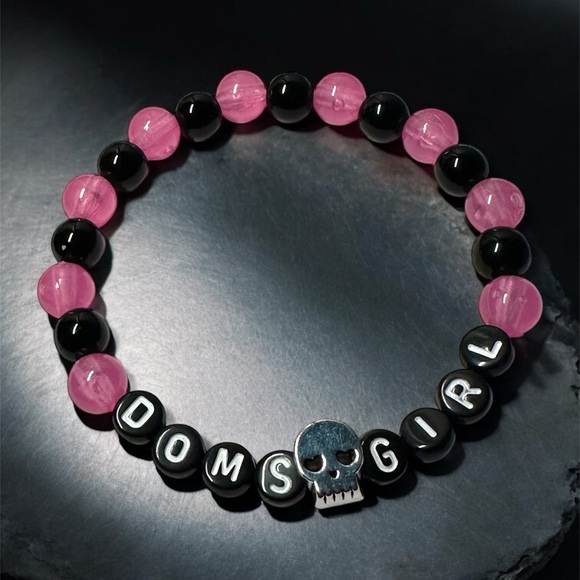 Yungblud glow in the dark Beaded Bracelet - Picture 1 of 1